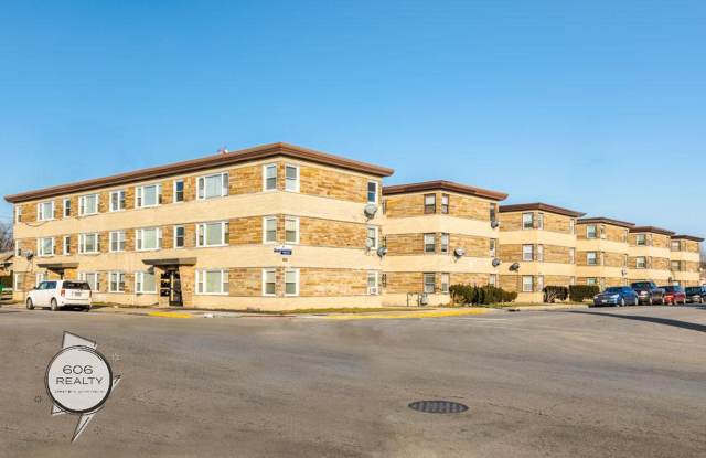 Bright and Sunny Cicero Apts Available! photos photos