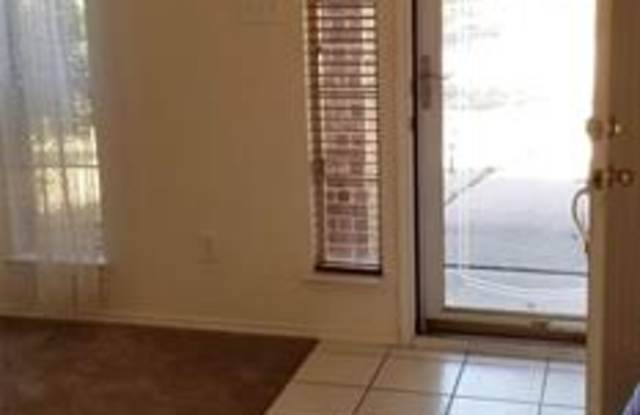 10907 Red Cedar Drive Gallery 2