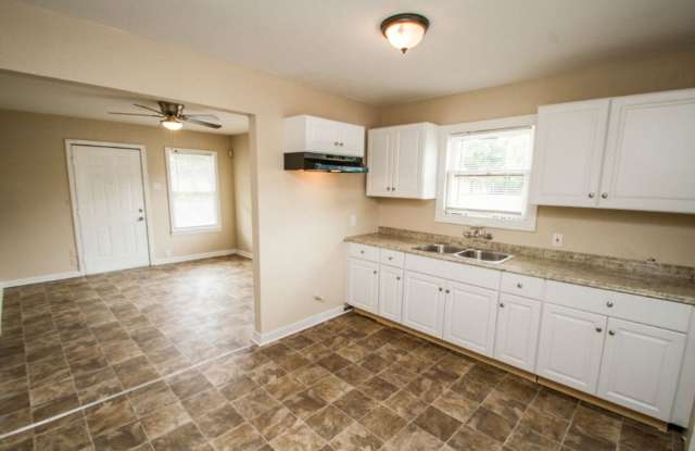 Nice 3BR/1BA House Near Downtown photos photos