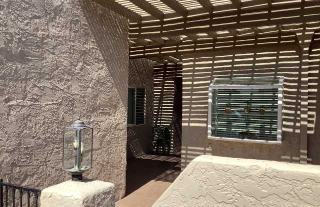 5641 N 78th Way Gallery 2