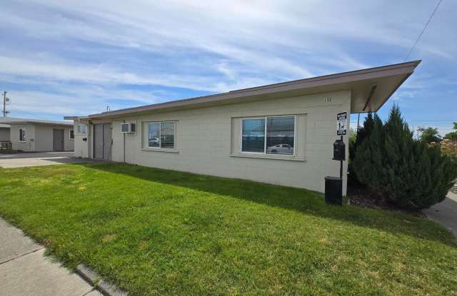 UP TO 1 MONTH FREE! Remodeled 3 bedroom!! photos photos