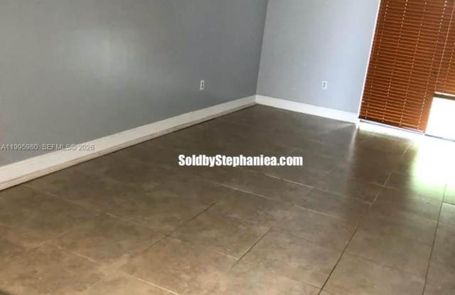 6858 NW 173rd Dr photos photos