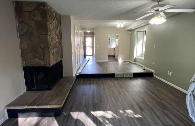 122 Whitehills Drive Gallery 2