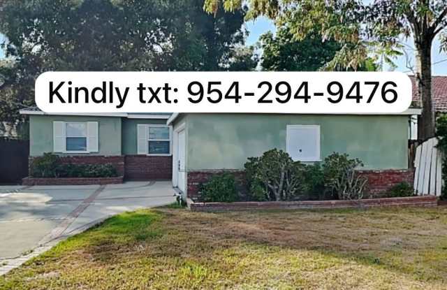 6624 Newcastle Ave - 6624 Newcastle Avenue, Los Angeles, CA 91335