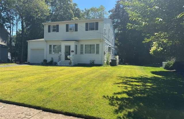 572 Sylvan Place - 572 Sylvan Place, Haworth, NJ 07641