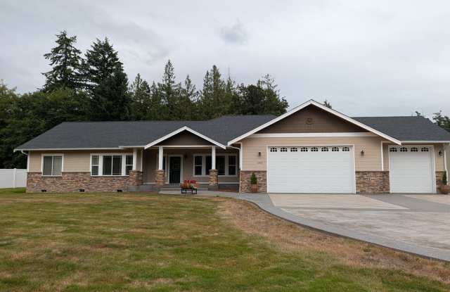 13837 Bay View Road Gallery 1