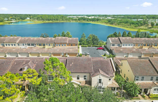 Updated Townhouse Available in Maitland Gallery 4