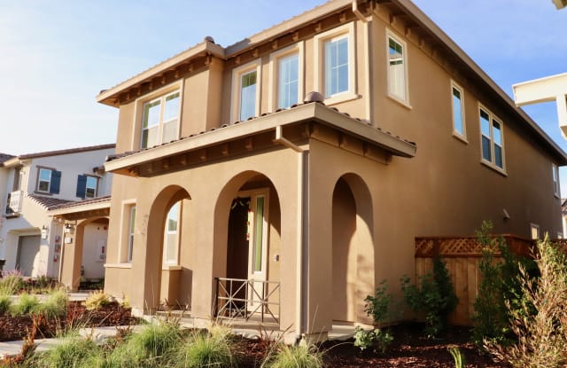 287 Vita Ave - 287 East La Veta Avenue, Orange, CA 92866