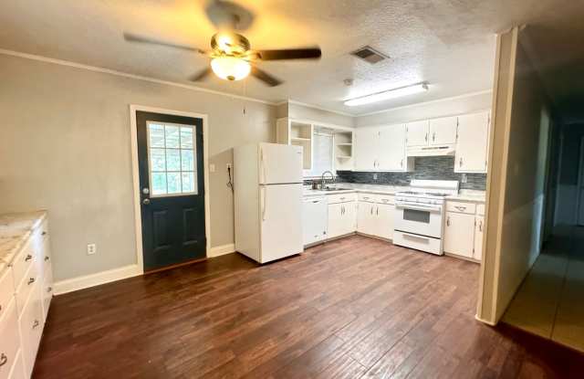 3/1.5 for RENT in Pearl! Gallery 4