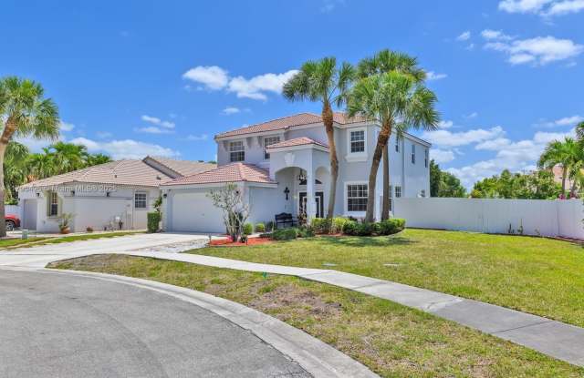 2101 NW 157th Ave photos photos