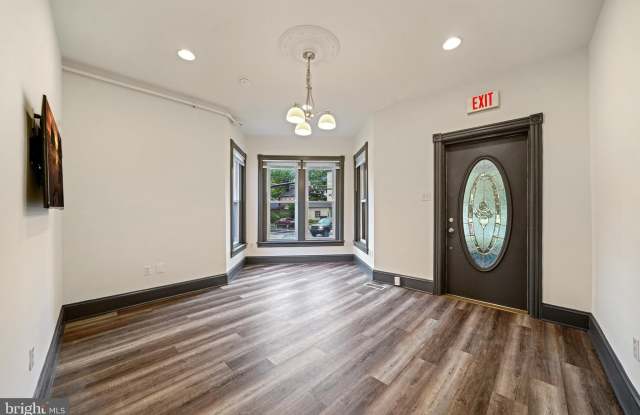 119 S BROAD Street unit: 1 photos photos