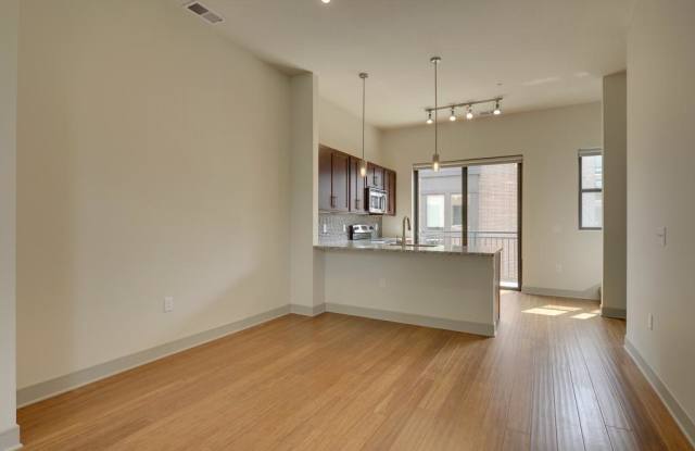 2837 Emerson Avenue S Gallery 4