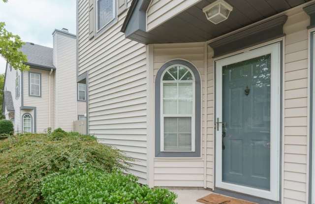 MOVE IN READY 2 Bedroom in the Heart of Virginia Beach photos photos