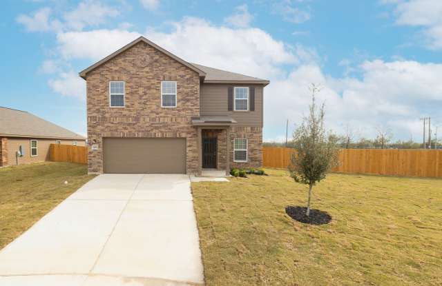 Spacious 4BR Home with HUGE Private Backyard in Homestead Estates – Minutes from Austin Gallery 1