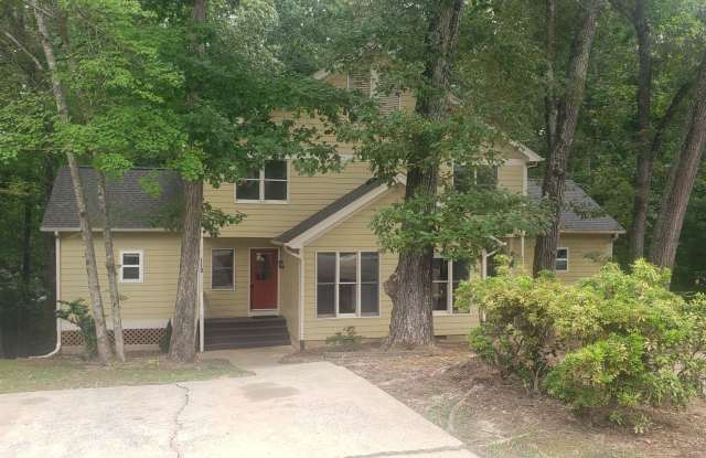 Charming 3br 3ba Townhome in Chapel Hill! Available Now! photos photos