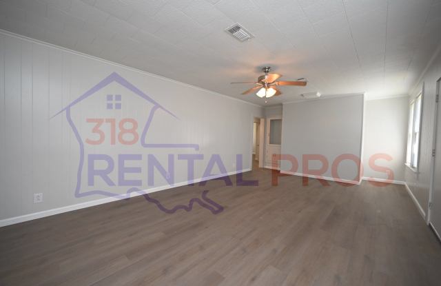 Updated 3 Bed 2 Bath Home! Gallery 3