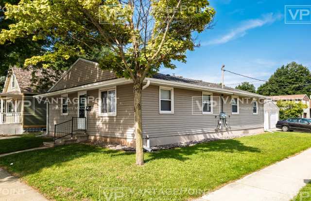 600 12th Avenue photos photos