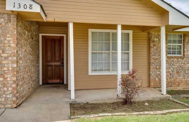 1308 Paco Trail Gallery 3