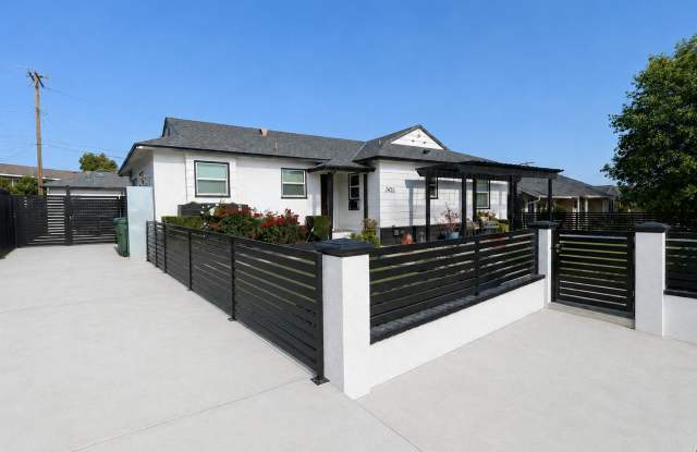 NEW UNIT! Be the First to Live in This Brand-New Fully Furnished ADU photos photos