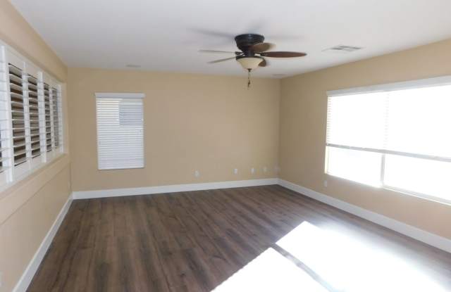 10855 Carberry Hill photos photos