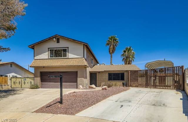733 Strawberry Place photos photos