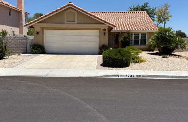 Beautiful 3 Bedroom Home in Eldorado Community photos photos