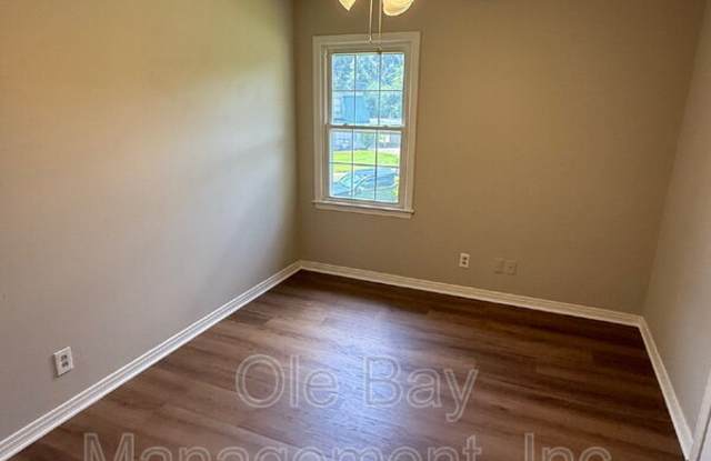 253 Vanderbilt Dr - 253 Vanderbilt Drive, Mobile, AL 36608