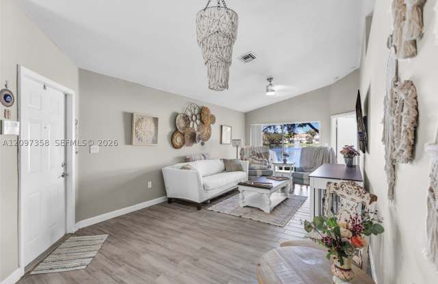 10831 NW 3rd Ct Gallery 4