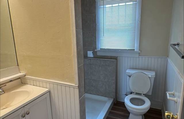 4 Bedroom - AVAILABLE NOW photos photos