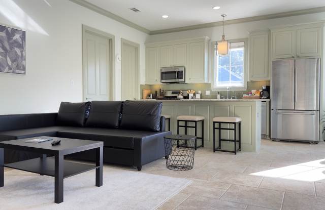 1656 Belmont Ave - 1656 Belmont Avenue, Baton Rouge, LA 70808