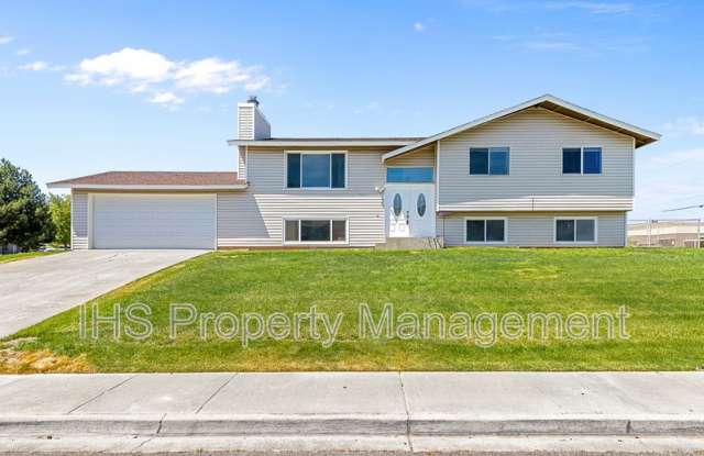 1603 Eagle St - 1603 Eagle Street, West Richland, WA 99353