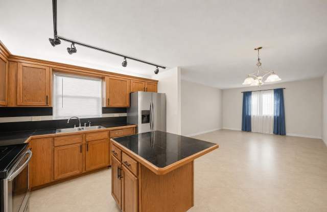 4528 SW 54th Street photos photos