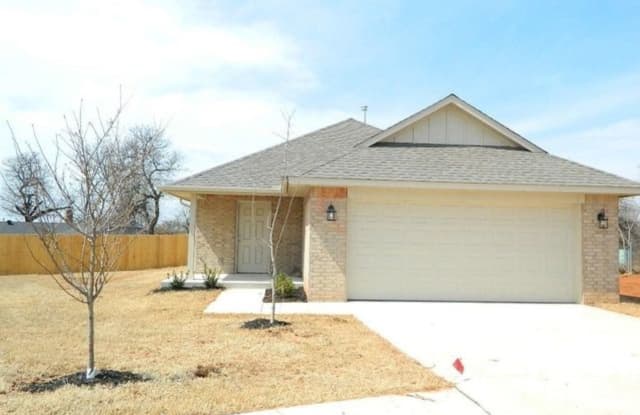 217 Saint Charles Way - 217 Saint Charles Way, Midwest City, OK 73130