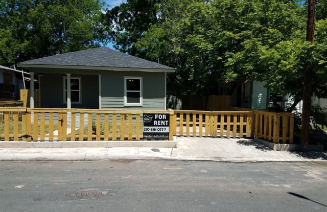 139 Eross - 139 Eross, San Antonio, TX 78202