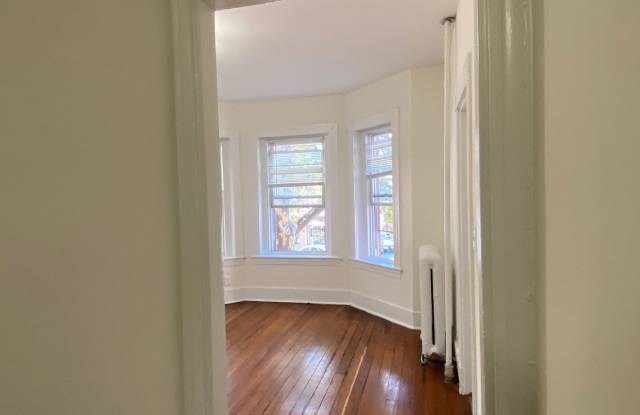 77 Brighton Avenue Gallery 3