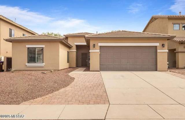 Spacious 3BR House in Sahuarita with Pool! - 15205 South Avenida Rancho Sereno, Sahuarita, AZ 85629