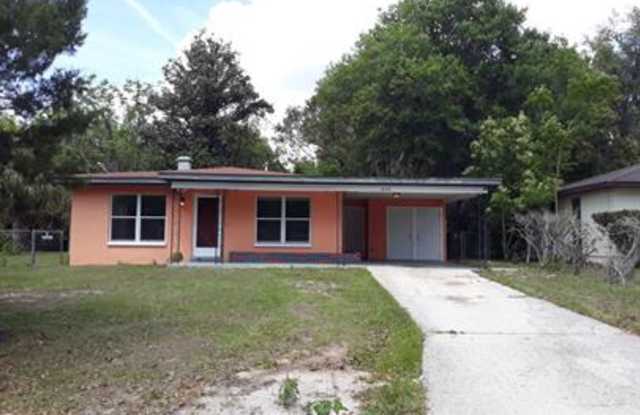 1628 Crest Avenue photos photos