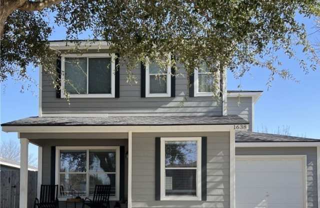 1638 Prickly Pear Drive - 1638 Prickly Pear Drive, New Braunfels, TX 78130
