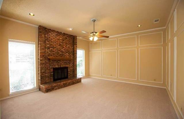 4611 Vineyard Trail Gallery 4
