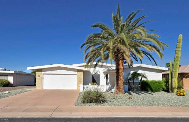 10826 W Willowbrook Dr Gallery 3