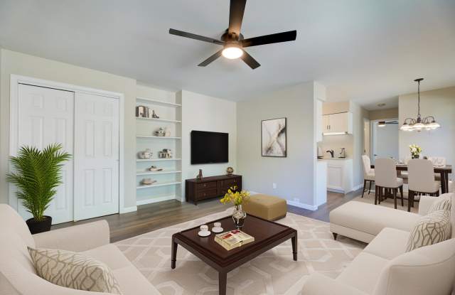 305 Maple Avenue photos photos
