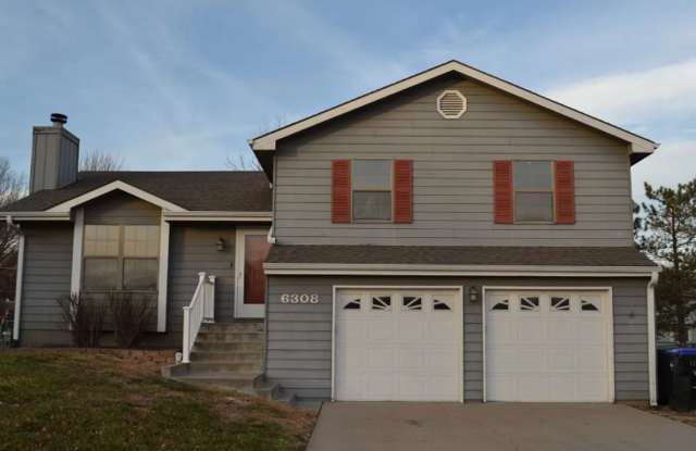 Gorgeous Multi-level home just listed! photos photos