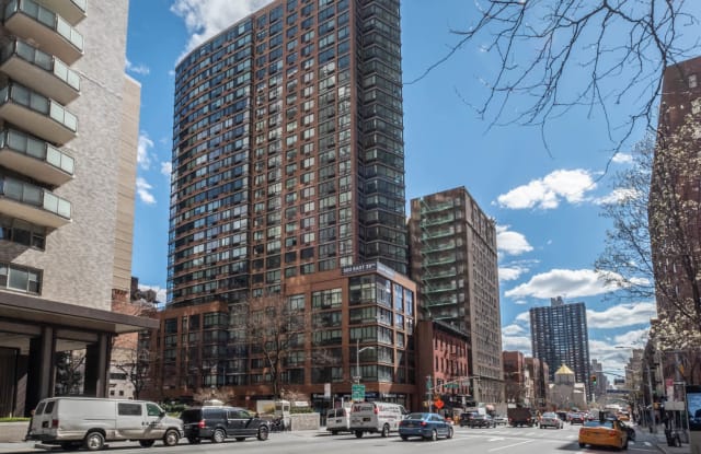 300 East 39th photos photos