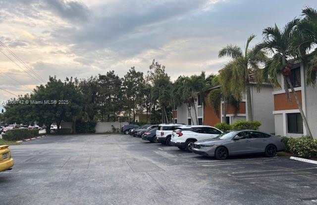 10592 Royal Palm Blvd photos photos