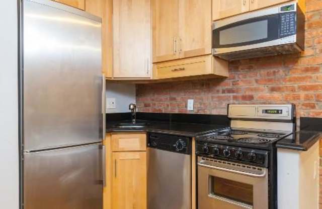 439 W 50th St photos photos