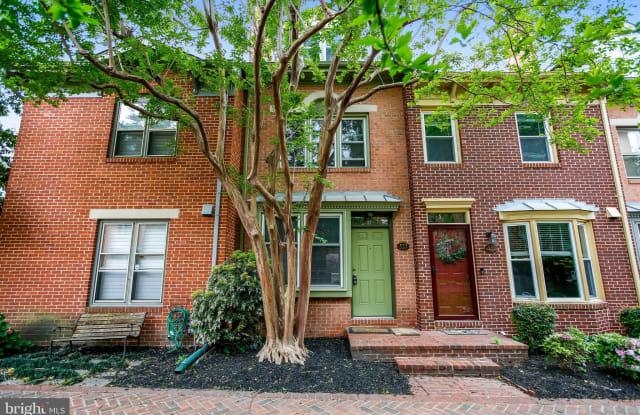 533 COLECROFT COURT - 533 Colecroft Court, Alexandria, VA 22314