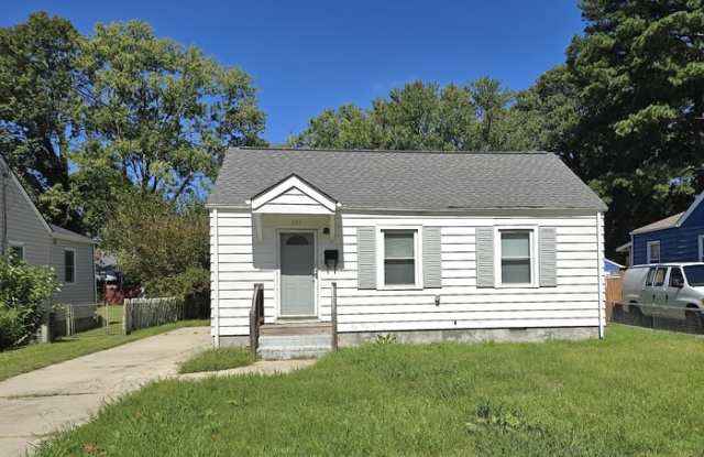 149 Chichester Avenue - 149 Chichester Avenue, Hampton, VA 23669