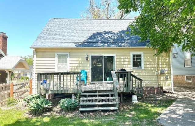 4679 Poppleton Ave photos photos