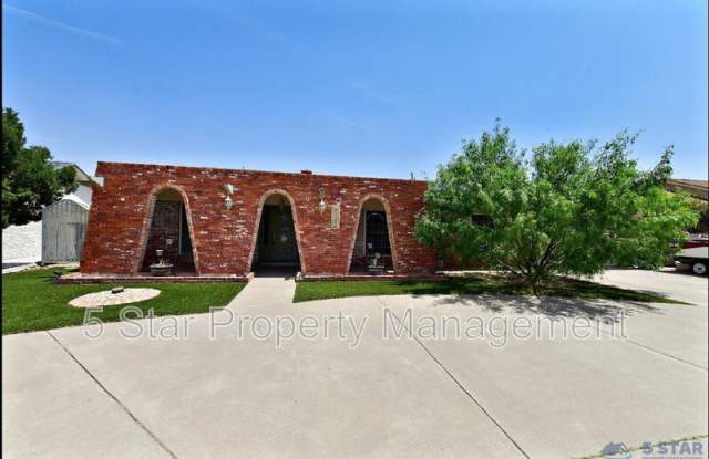 9125 W H Burges Dr !! Gallery 3