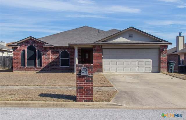 3803 Lyna Court photos photos